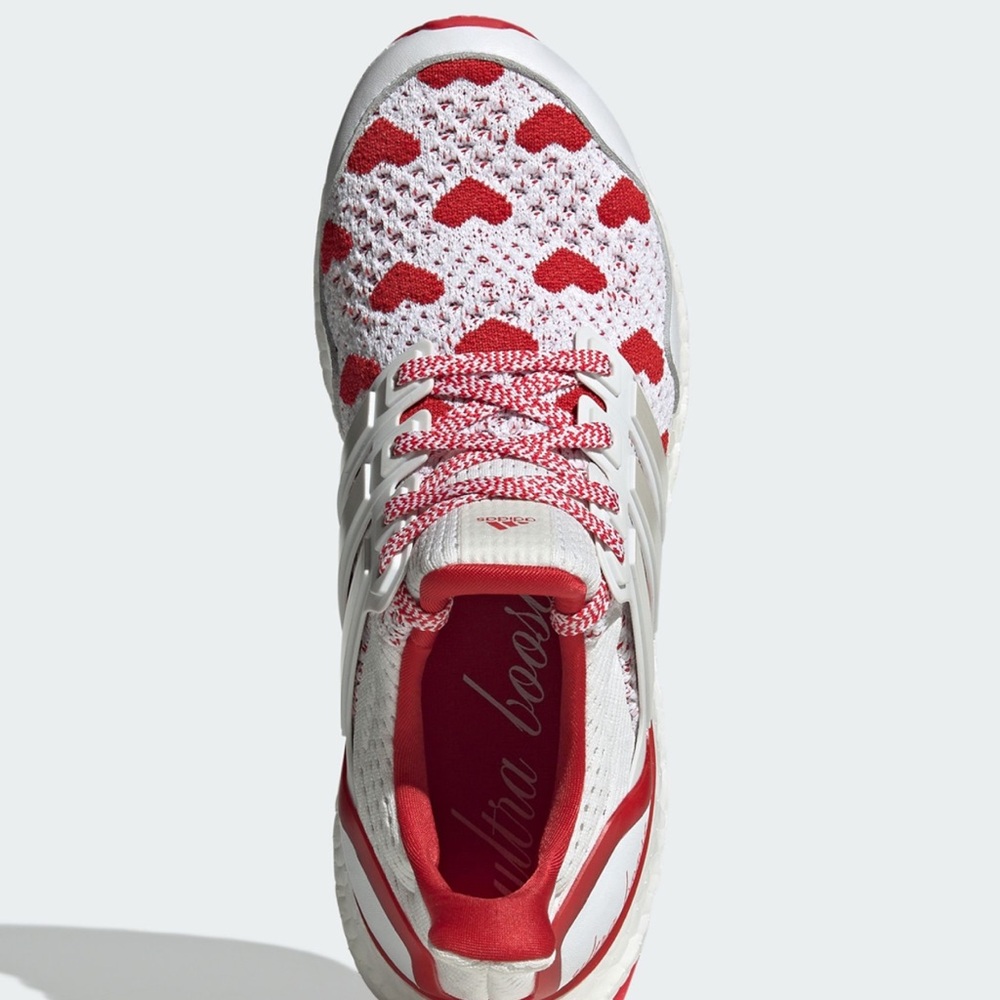 NWT Adidas boost valentines edition White and Red Heart running shoes 8 - Picture 6 of 12